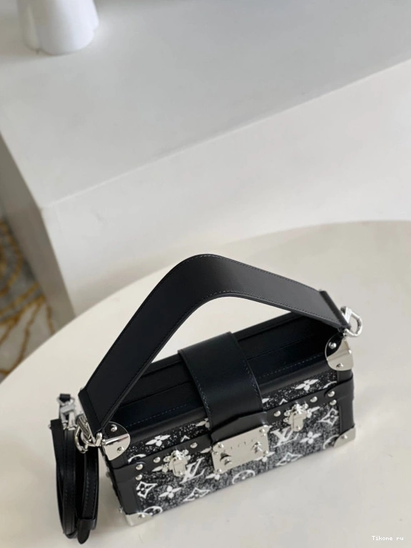 Cheap LOUIS VUITTON MALLE PETITE 0814